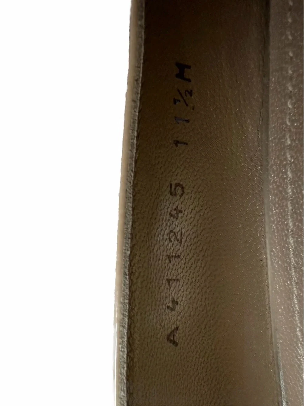 Stuart Weitzman Beige Nude Patent Leather Square Toe Block Heel Pumps Sz 11.5M